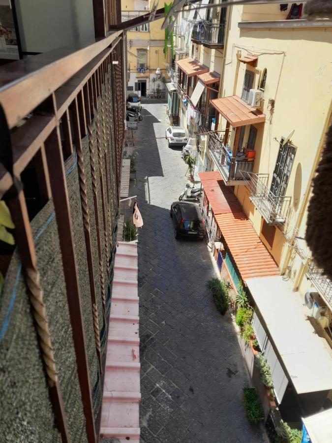 Rarisa Centro * Naples